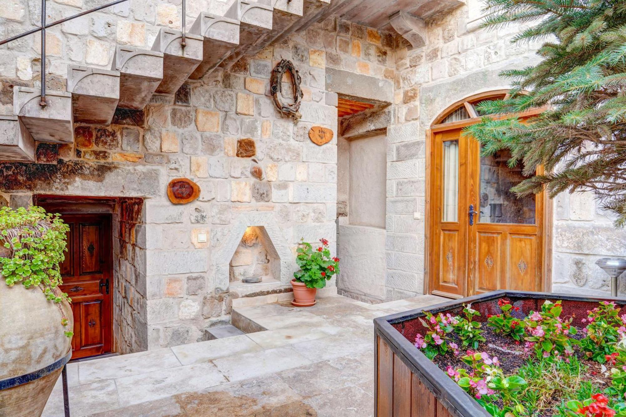 Vasil Cave Hotel Uchisar Luaran gambar