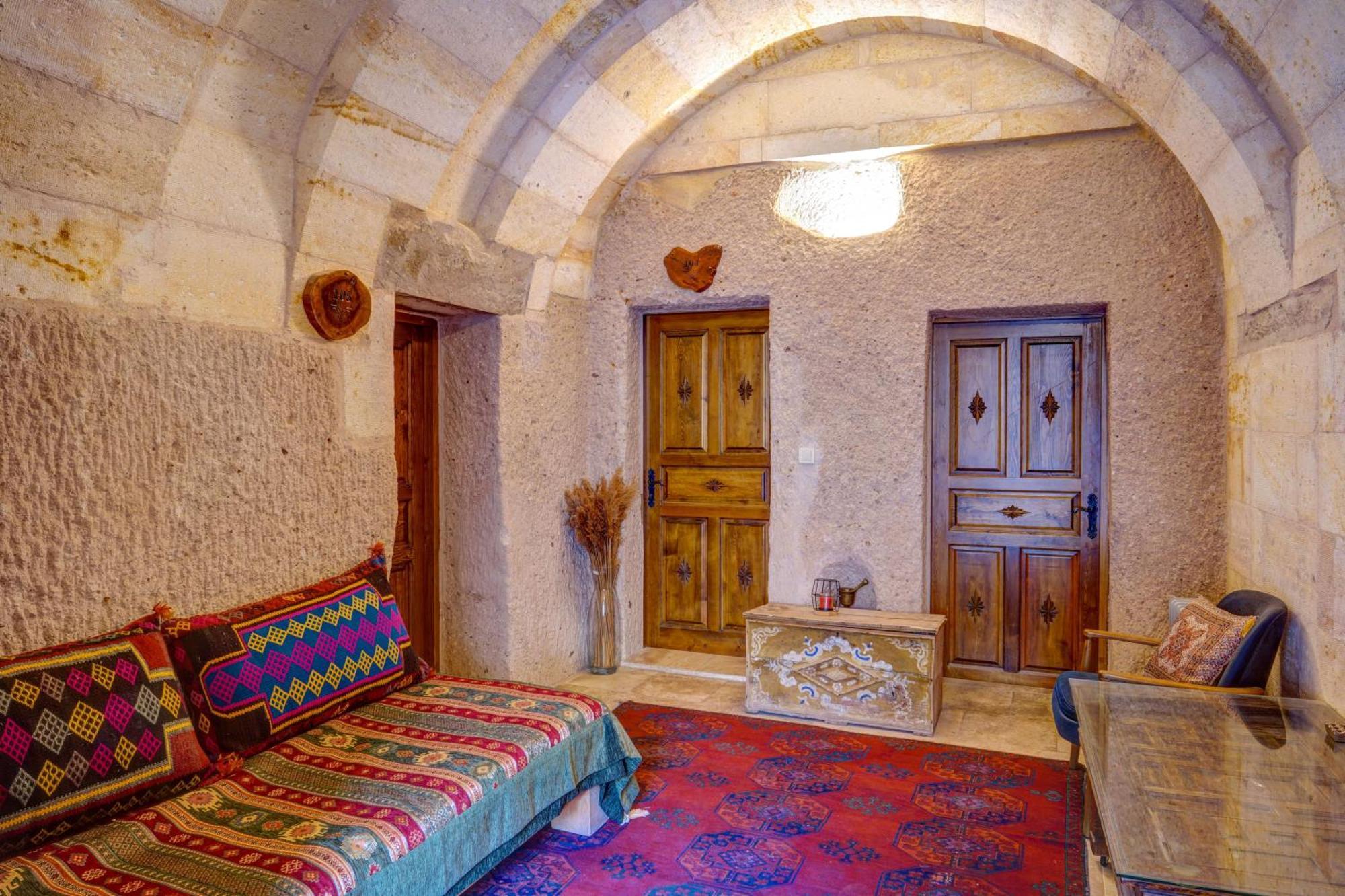 Vasil Cave Hotel Uchisar Luaran gambar